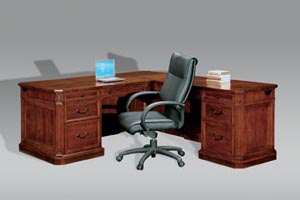 Executive full pedestal "L" desk with return