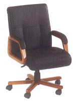 mid-back desk chair in black leather