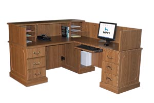 wyndam reception desk