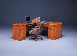 Executive "L" desk 